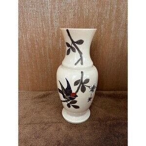 Vintage Chinese Porcelain Vase Enamel Hand Painted Birds
